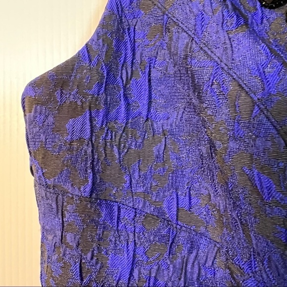 ADRIANNA PAPELL Stunning blue & black brocade sheath with beaded neckline. 8P - Picture 11 of 12